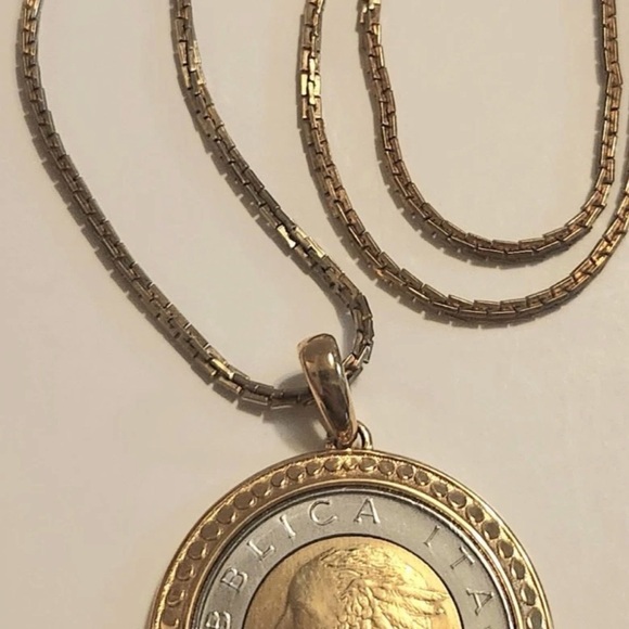 Vintage Italy 500 Lire Coin Gold Tone Pendant Sterling Silver with Gold Necklace - Picture 4 of 5